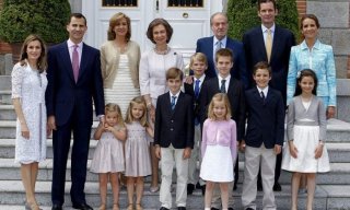 Resultado de imagen para familia real española